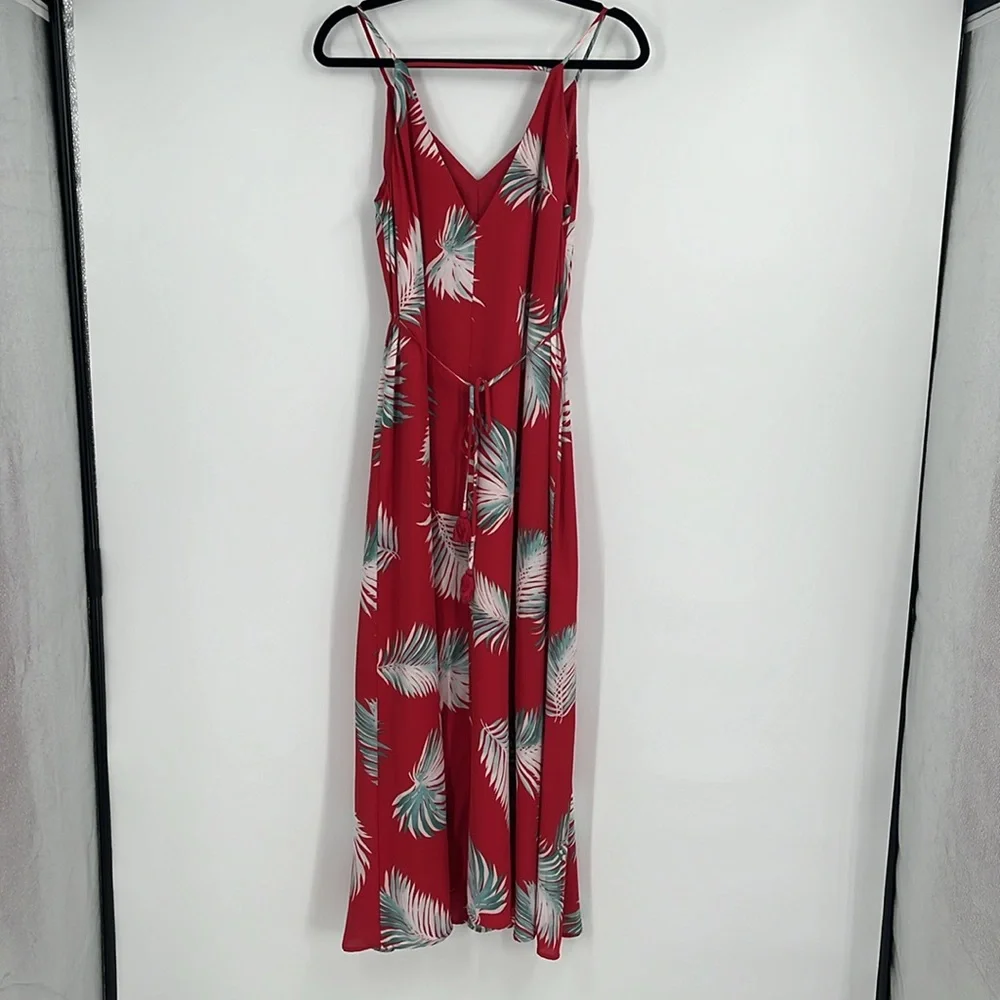 Forever 21 Contemporary Red Tropical Print Maxi Dress Size Small